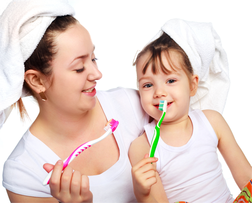 Chăm sóc răng miệng cho trẻ đúng cách